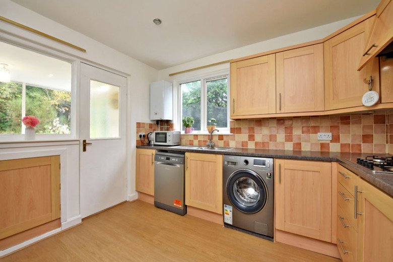 41 Baillieswells Crescent, Bieldside, Aberdeen, AB15 9BD Mackinnons