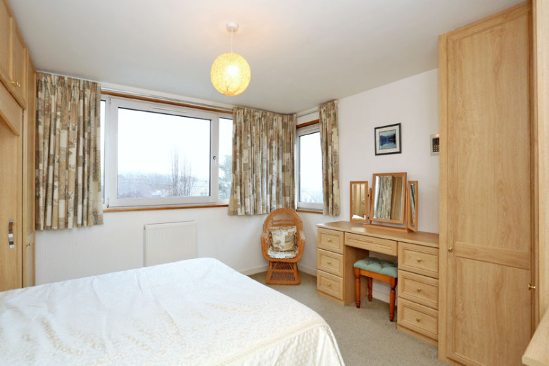 14 Cults Avenue, Cults, Aberdeen AB15 9RS Mackinnons Solicitors