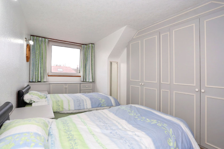 14 Cults Avenue, Cults, Aberdeen AB15 9RS Mackinnons Solicitors