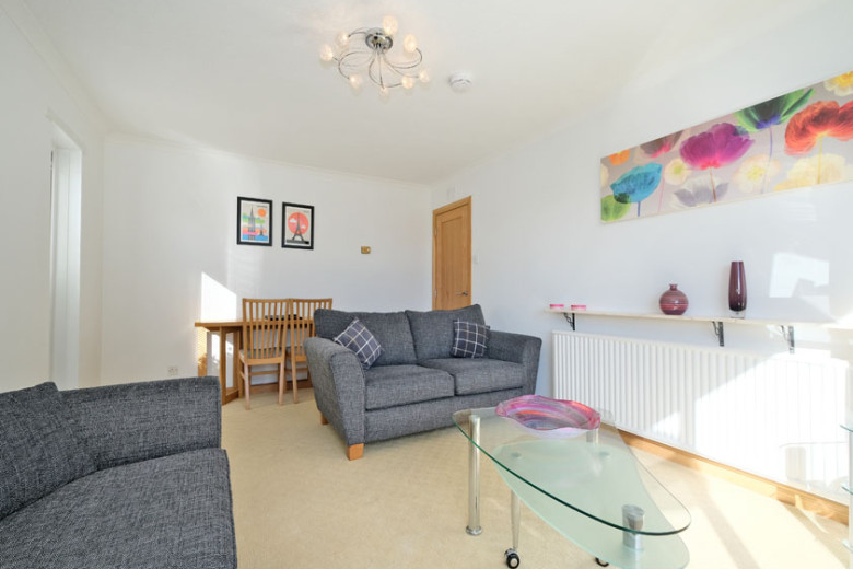 1 Darroch Park, Cults, Aberdeen AB15 9HE Mackinnons Solicitors