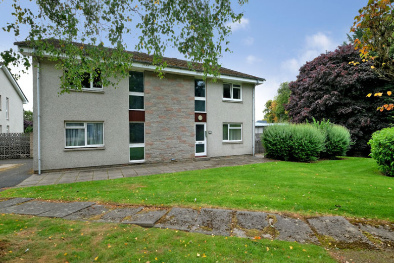 1 Darroch Park, Cults, Aberdeen AB15 9HE Mackinnons Solicitors