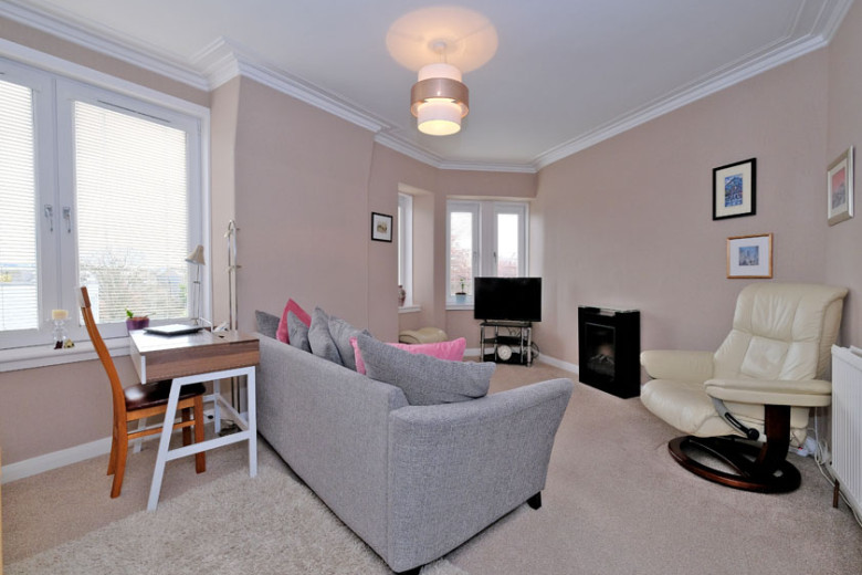 18 Great Western Road, Aberdeen, AB10 6PY Mackinnons Solicitors