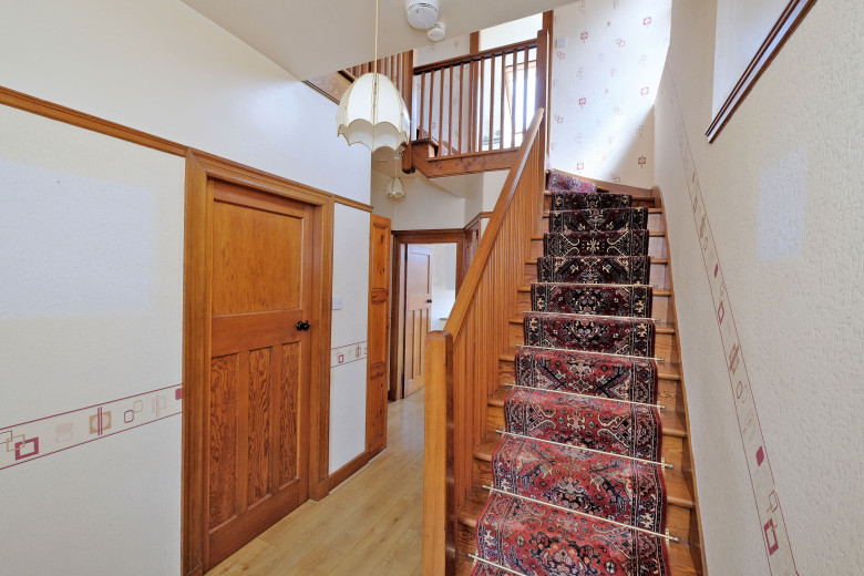 18 Harcourt Road, Aberdeen, AB15 5NZ Mackinnons Solicitors