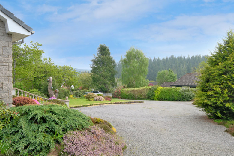 Kerloch, Strachan, Banchory, AB31 6NL Mackinnons Solicitors