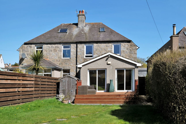 61 Kirk Brae, Cults, Aberdeen, AB15 9QR Mackinnons Solicitors