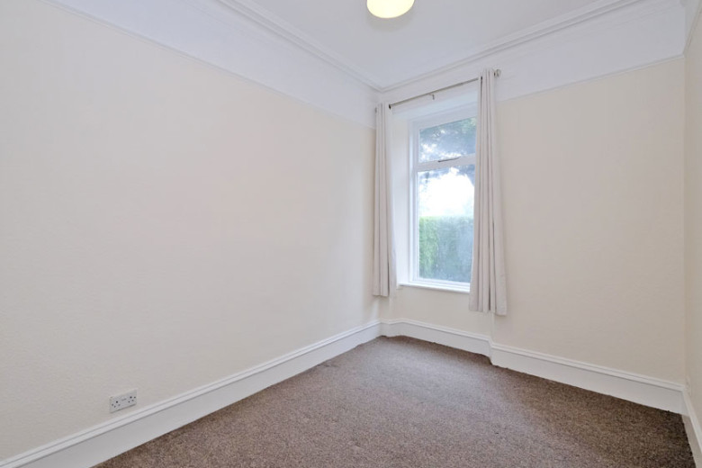 106 Leslie Terrace, Aberdeen, AB25 3XD Mackinnons Solicitors