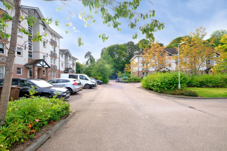 117 Millside Terrace, Peterculter, Aberdeen, AB14 0WN Mackinnons